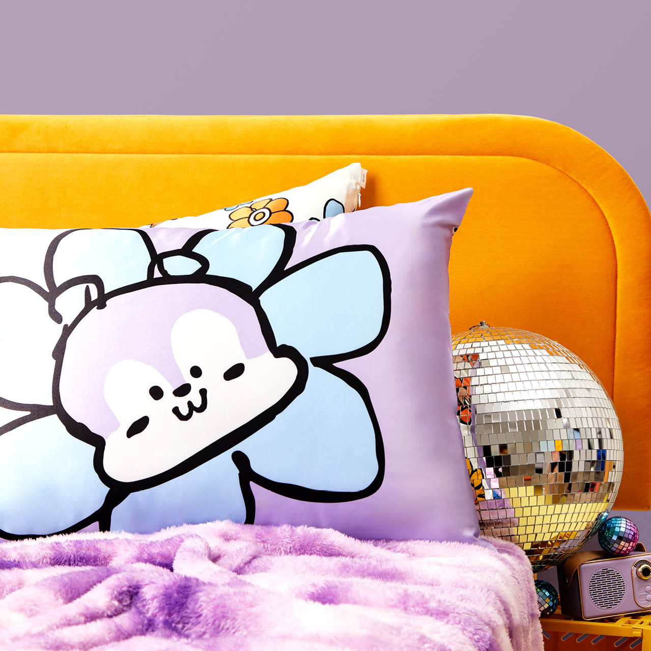 Kitsch x BT21 Satin Pillowcase in MANG - King - Image 3