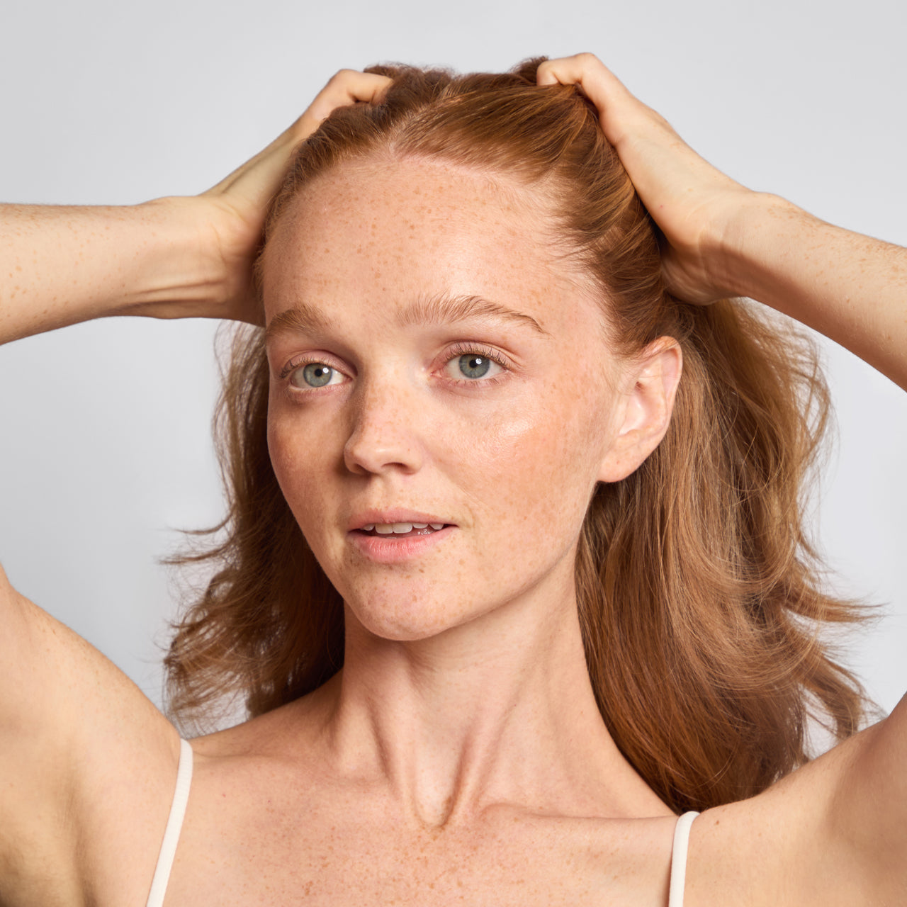 Strengthening Scalp & Hair Oil with Rosemary & Biotin - 0.34fl oz./10mL - Image 3